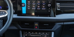 Volkswagen Jetta SE Auto 2026