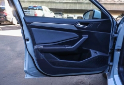 Volkswagen Jetta SE Auto 2026