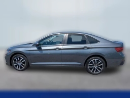 Volkswagen Jetta SE Auto 2026