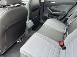 Volkswagen Jetta SE Auto 2026