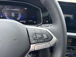 Volkswagen Jetta SE Auto 2026