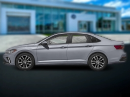 Volkswagen Jetta SE Auto 2026
