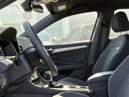 Volkswagen Jetta Sport Auto 2026