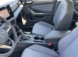 Volkswagen Jetta SEL Auto 2026
