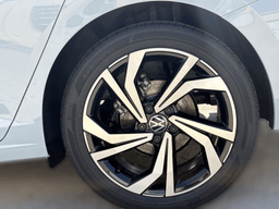 Volkswagen Jetta SEL Auto 2026