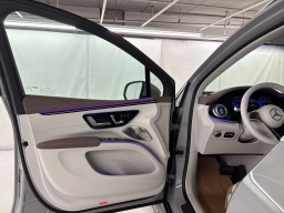 Mercedes-Benz EQS EQS 400 4MATIC SUV 2026