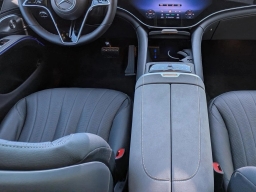 Mercedes-Benz EQS EQS 400 4MATIC SUV 2026