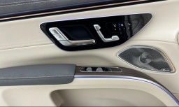 Mercedes-Benz EQS EQS 400 4MATIC SUV 2026