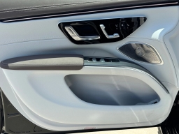 Mercedes-Benz EQS EQS 400 4MATIC SUV 2026