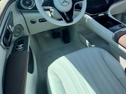 Mercedes-Benz EQS EQS 400 4MATIC SUV 2026