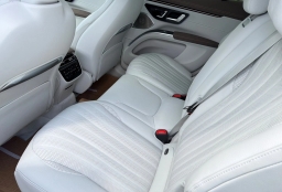 Mercedes-Benz EQS EQS 400 4MATIC SUV 2026