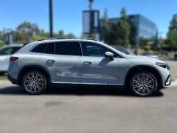Mercedes-Benz EQS EQS 550 4MATIC SUV 2026