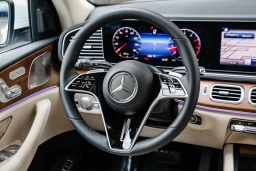 Mercedes-Benz GLE GLE 450 4MATIC SUV 2026