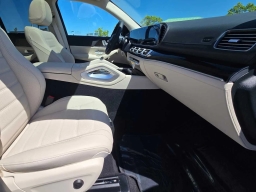 Mercedes-Benz GLE GLE 450 4MATIC SUV 2026