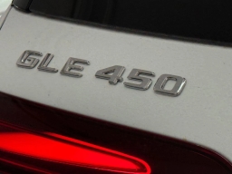 Mercedes-Benz GLE GLE 450 4MATIC SUV 2026
