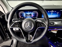 Mercedes-Benz GLS GLS 450 4MATIC SUV 2026