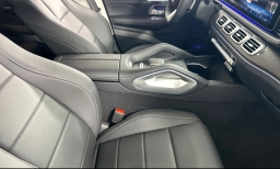Mercedes-Benz GLS GLS 450 4MATIC SUV 2026