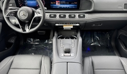 Mercedes-Benz GLS GLS 450 4MATIC SUV 2026