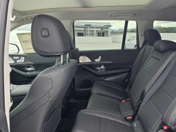 Mercedes-Benz GLS GLS 450 4MATIC SUV 2026