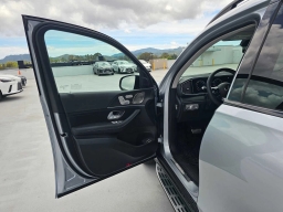 Mercedes-Benz GLS GLS 450 4MATIC SUV 2026
