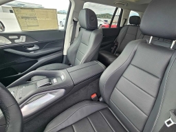 Mercedes-Benz GLS GLS 450 4MATIC SUV 2026