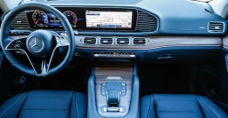 Mercedes-Benz GLS GLS 450 4MATIC SUV 2026