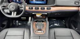Mercedes-Benz GLS GLS 450 4MATIC SUV 2026