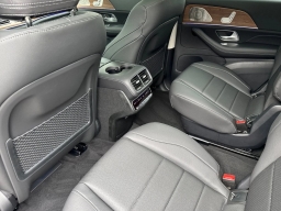 Mercedes-Benz GLS GLS 450 4MATIC SUV 2026