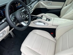 Mercedes-Benz GLS GLS 450 4MATIC SUV 2026