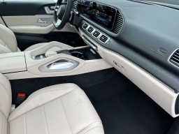 Mercedes-Benz GLS GLS 450 4MATIC SUV 2026