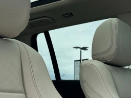Mercedes-Benz GLS GLS 450 4MATIC SUV 2026
