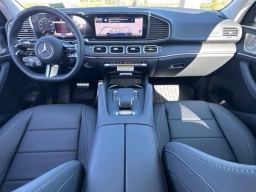 Mercedes-Benz GLS GLS 450 4MATIC SUV 2026