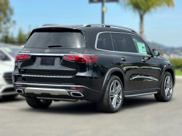 Mercedes-Benz GLS GLS 450 4MATIC SUV 2026