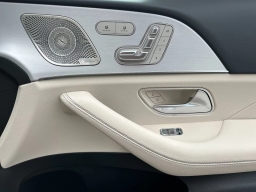 Mercedes-Benz GLS GLS 450 4MATIC SUV 2026