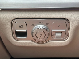 Mercedes-Benz GLS GLS 450 4MATIC SUV 2026