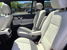 Mercedes-Benz GLS GLS 450 4MATIC SUV 2026