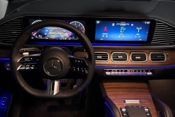 Mercedes-Benz GLS GLS 450 4MATIC SUV 2026