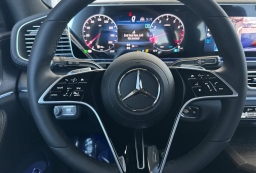 Mercedes-Benz GLS GLS 450 4MATIC SUV 2026