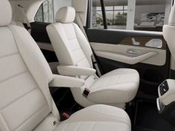 Mercedes-Benz GLS GLS 450 4MATIC SUV 2026