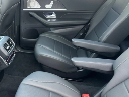 Mercedes-Benz GLS GLS 450 4MATIC SUV 2026