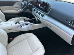 Mercedes-Benz GLS GLS 450 4MATIC SUV 2026