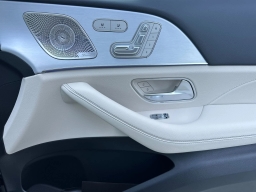 Mercedes-Benz GLS GLS 450 4MATIC SUV 2026