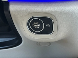 Mercedes-Benz GLS GLS 450 4MATIC SUV 2026