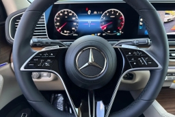 Mercedes-Benz GLS GLS 450 4MATIC SUV 2026