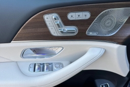 Mercedes-Benz GLS GLS 450 4MATIC SUV 2026