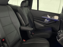 Mercedes-Benz GLS GLS 450 4MATIC SUV 2026