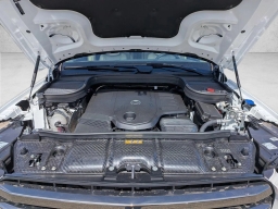 Mercedes-Benz GLS GLS 450 4MATIC SUV 2026