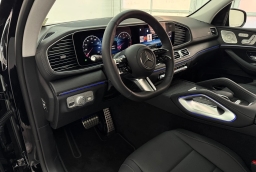 Mercedes-Benz GLS GLS 450 4MATIC SUV 2026
