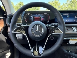 Mercedes-Benz GLS GLS 450 4MATIC SUV 2026