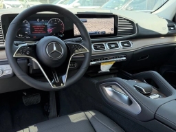 Mercedes-Benz GLS GLS 450 4MATIC SUV 2026